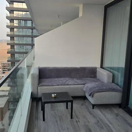 Apartment Grand Sapphire Holliday Trikomo